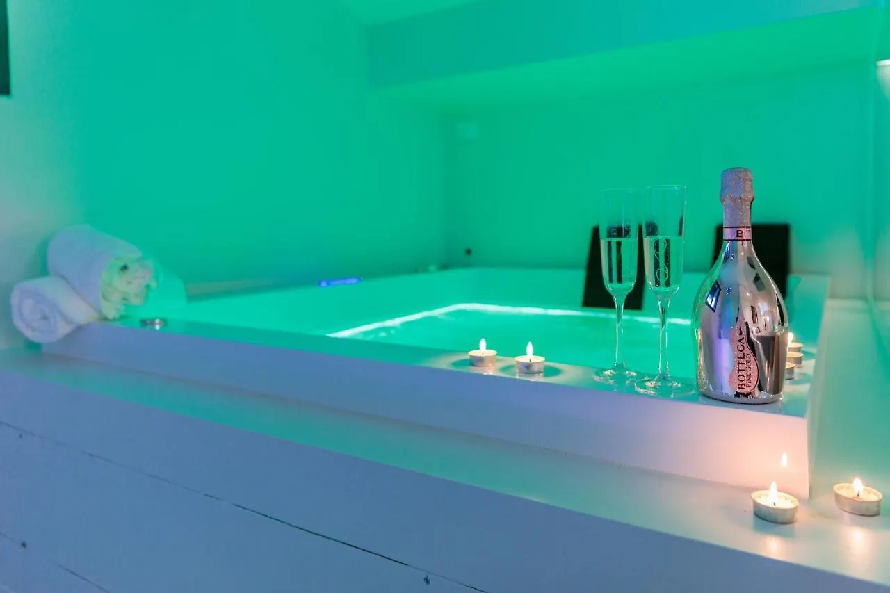 Luxury Villa Rubin With Jacuzzi Pool Gym & Spa Near Venice And Padua Arzergrande